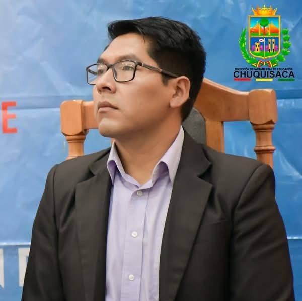 Dr. Carlos Mendoza